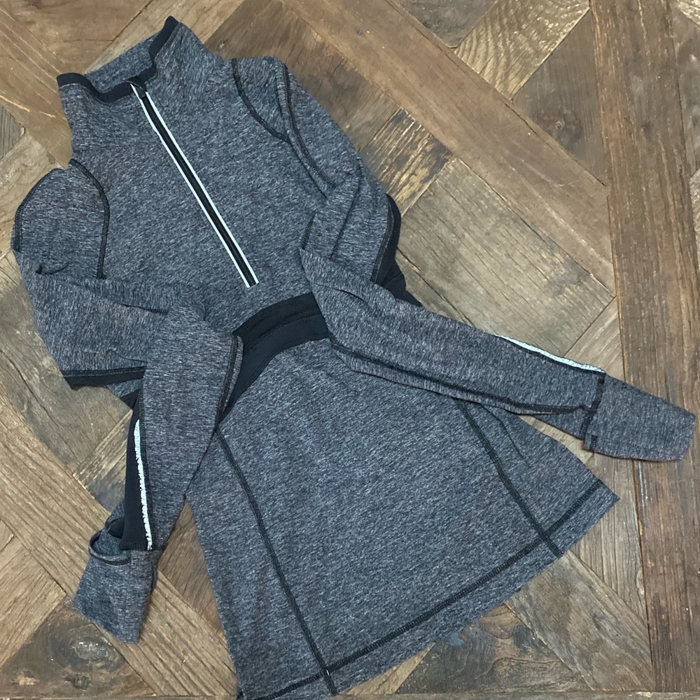 Lululemon Half zip long sleeve